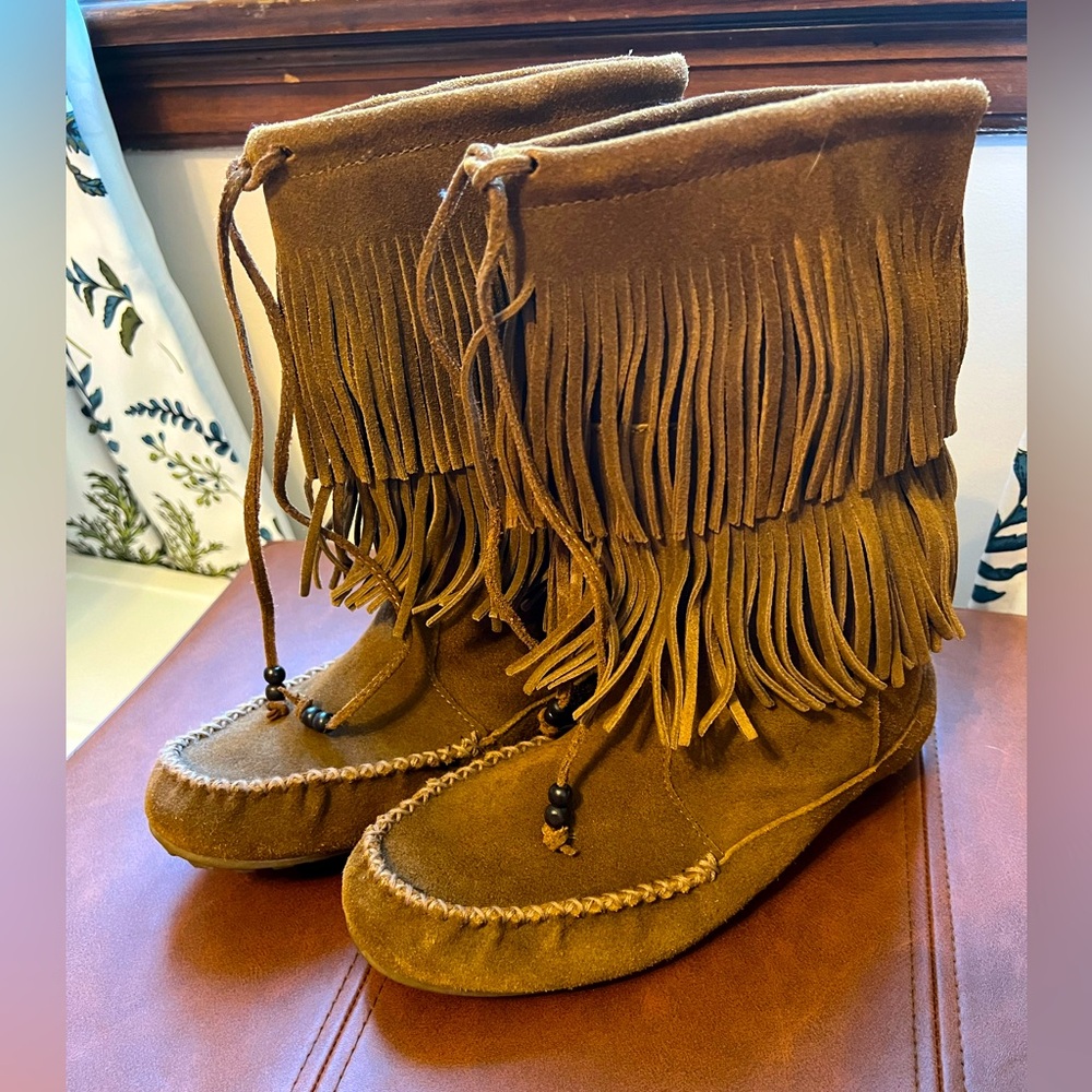 Fringe Boots